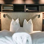 Vibes - Your Alpine Homebase 4* سولدن