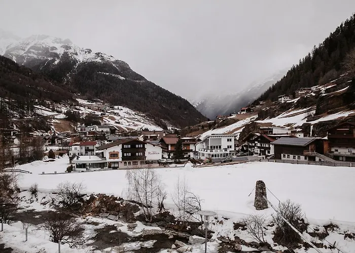 Vibes - Your Alpine Homebase 4* Sölden