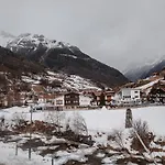 Pensjonat Vibes - Your Alpine Homebase