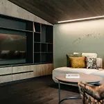Pensjonat Vibes - Your Alpine Homebase Sölden