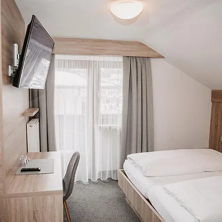 Vibes Soelden - Your Alpine Homebase Solden