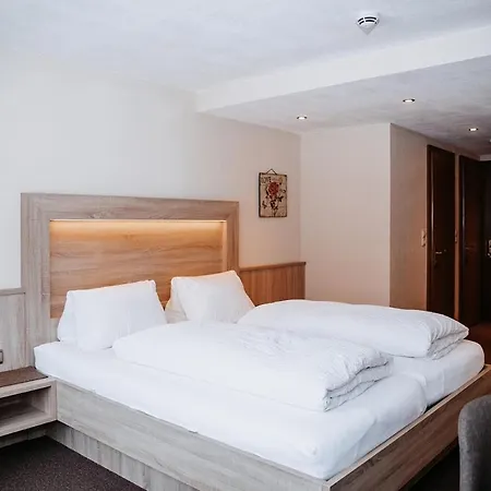 Vibes - Your Alpine Homebase Sölden