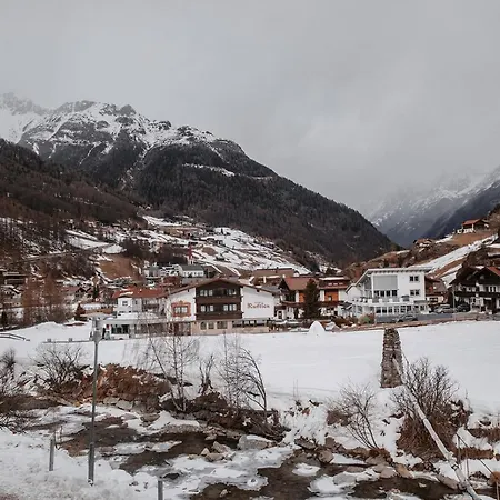 Guest house Vibes Soelden - Your Alpine Homebase