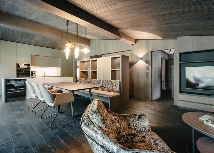 Vibes - Your Alpine Homebase Sölden