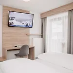 Vibes - Your Alpine Homebase 4* Sölden
