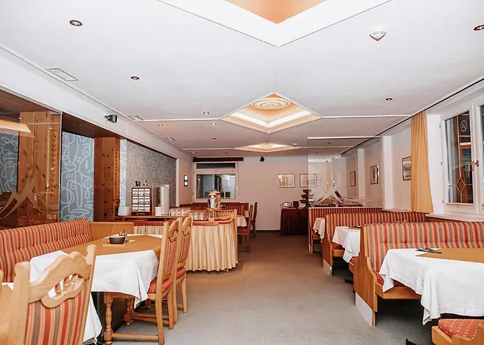 Vibes - Your Alpine Homebase Гостевой дом Зёльден