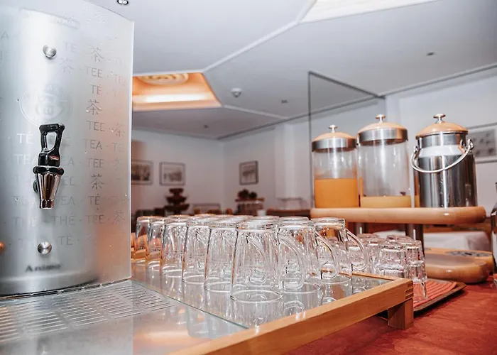 Гостевой дом Vibes - Your Alpine Homebase Зёльден