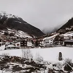 Vibes - Your Alpine Homebase 4* ゼルデン